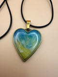 Een handgemaakte ketting van By Jaike. Een uniek en persoonlijk sieraad, met liefde gemaakt. Leuk voor jezelf of als origineel cadeautje.